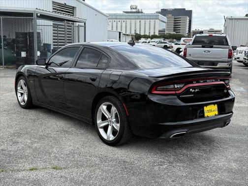2017 Dodge Charger R/T