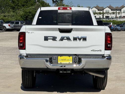 2025 RAM 2500 Tradesman Crew Cab 4x4 6'4' Box