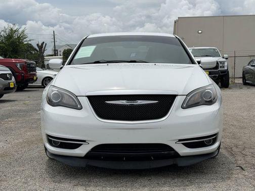 Bright White Clearcoat 2014 Chrysler 200 Limited