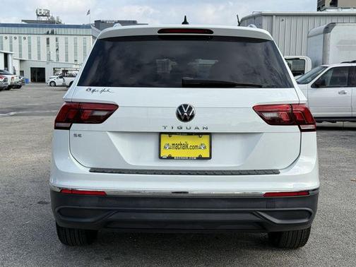 2022 Volkswagen Tiguan 2.0T SE