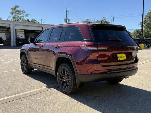 2025 Jeep Grand Cherokee Altitude