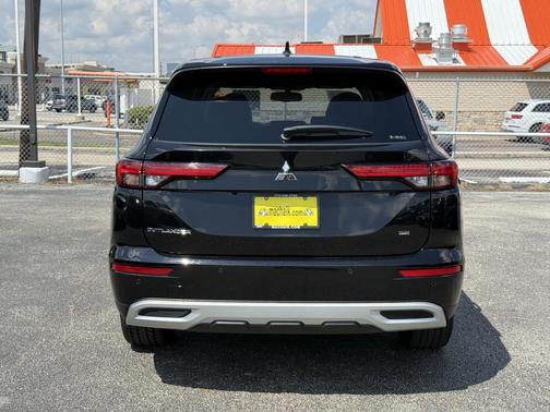 2024 Mitsubishi Outlander SE 2.5 S-AWC