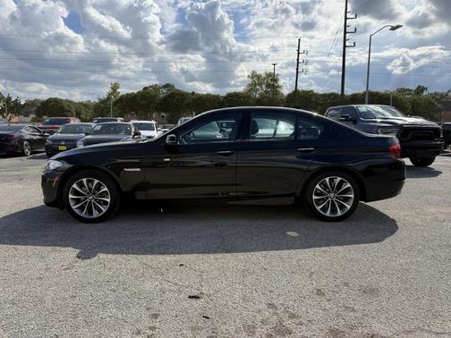 2015 BMW 528 528i