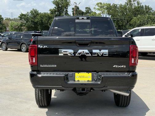 2025 RAM 2500 Laramie Crew Cab 4x4 6'4' Box