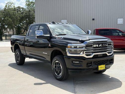 2025 RAM 2500 Laramie Crew Cab 4x4 6'4' Box