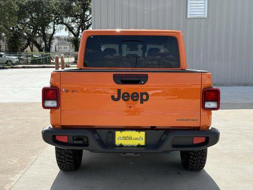 2025 Jeep Gladiator High Tide