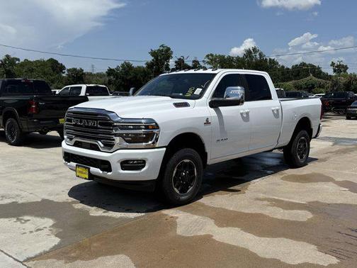 2025 RAM 2500 Laramie Crew Cab 4x4 6'4' Box