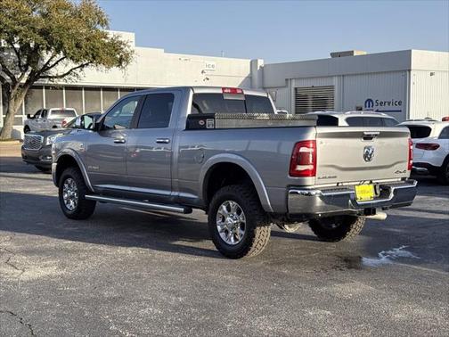 2021 RAM 2500 Laramie Crew Cab 4x4 6'4' Box