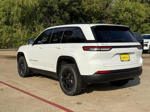 2025 Jeep Grand Cherokee Altitude
