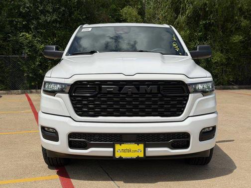 Bright White Clearcoat 2026 RAM 1500 Express
