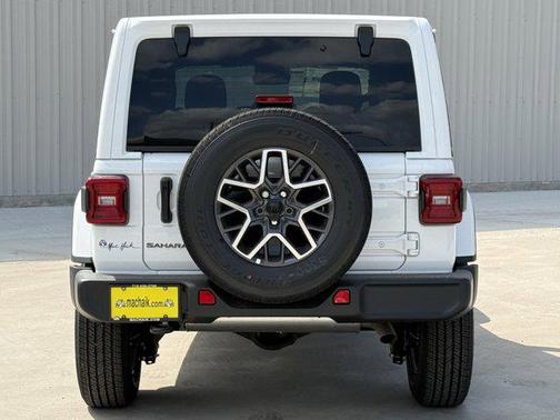 2025 Jeep Wrangler 4-Door Sahara 4x4