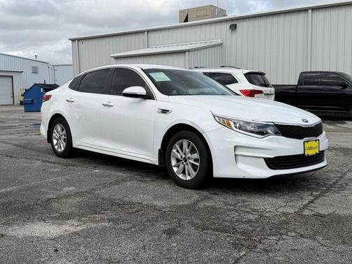 Snow White Pearl 2016 Kia Optima LX