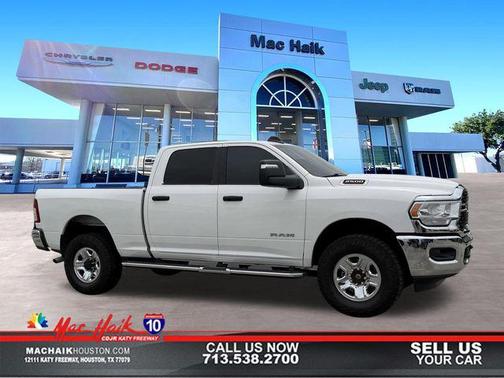 Bright White Clearcoat 2024 RAM 2500 Big Horn Crew Cab 4x4 6'4' Box