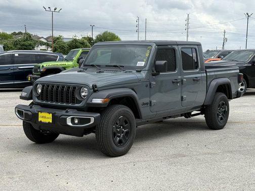 2025 Jeep Gladiator Sport