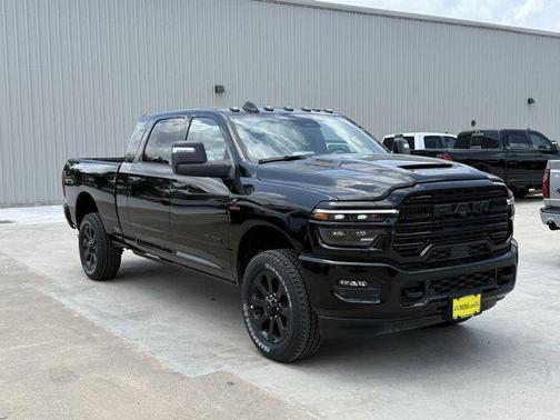 2025 RAM 2500 Laramie Crew Cab 4x4 6'4' Box