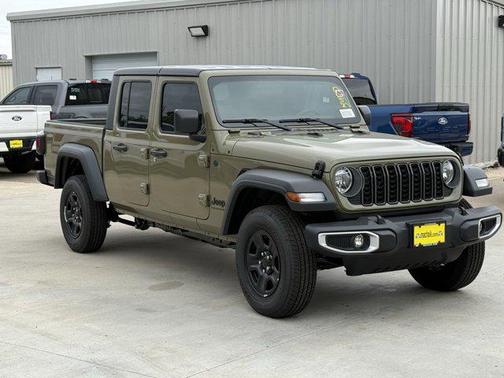2025 Jeep Gladiator Sport