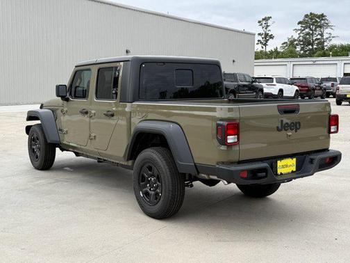 2025 Jeep Gladiator Sport