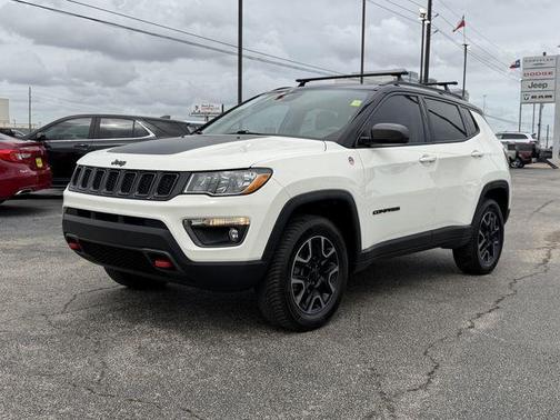 White Clearcoat 2019 Jeep Compass Trailhawk