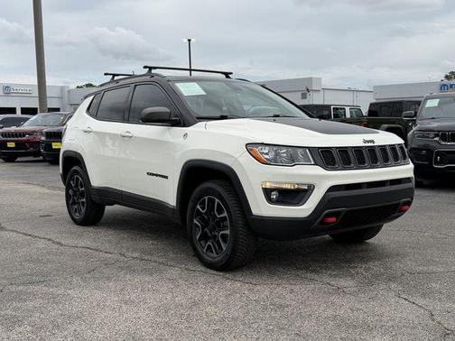 White Clearcoat 2019 Jeep Compass Trailhawk
