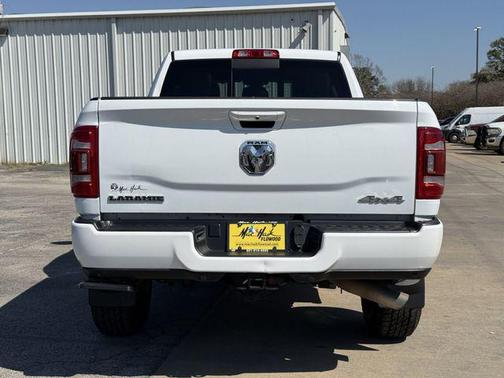 2023 RAM 2500 Laramie Crew Cab 4x4 6'4' Box