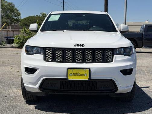 Bright White Clearcoat 2017 Jeep Grand Cherokee Altitude