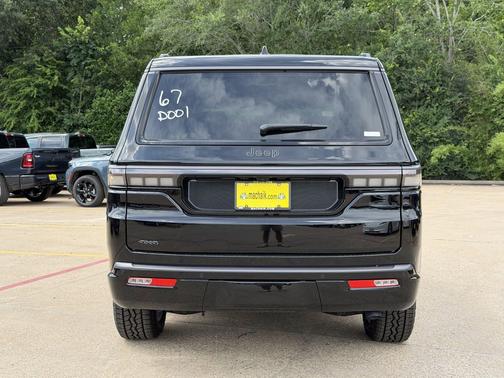 High Gloss Black 2026 Jeep Grand Wagoneer Upland 4x4