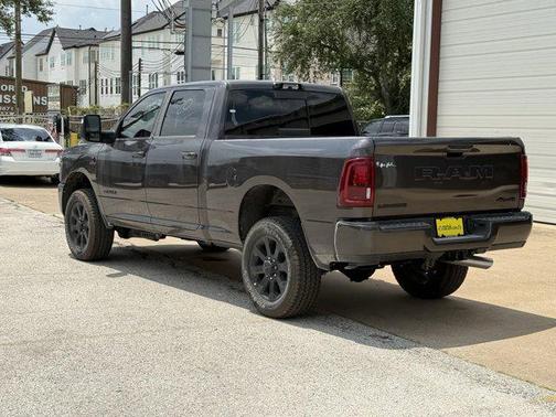 2025 RAM 2500 Laramie Crew Cab 4x4 6'4' Box
