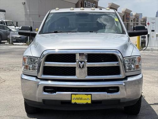 2017 RAM 3500 Tradesman Crew Cab 4x2 8' Box