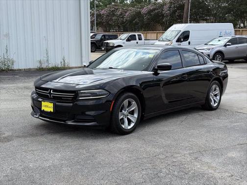 2016 Dodge Charger SE