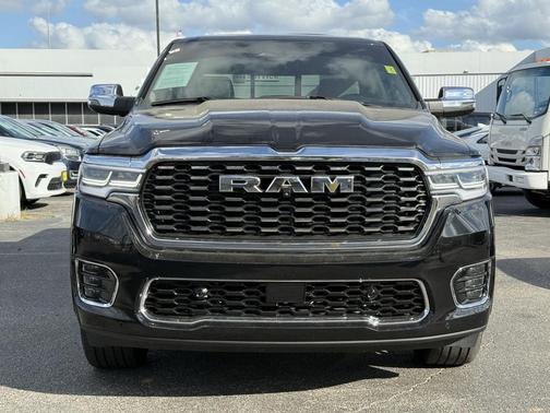 2025 RAM 1500 ST
