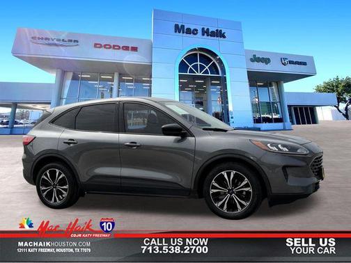 Carbonized Gray Metallic 2022 Ford Escape SE