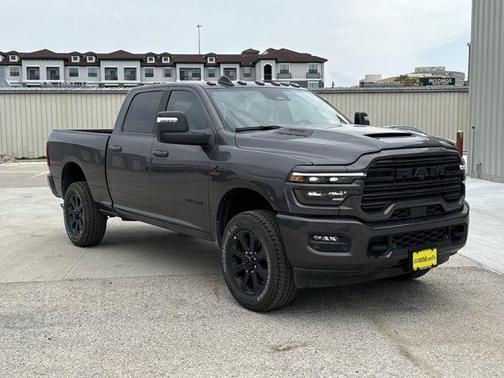 2025 RAM 2500 Laramie Crew Cab 4x4 6'4' Box