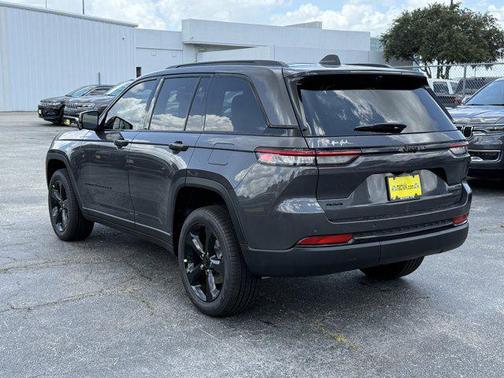 2025 Jeep Grand Cherokee Limited X