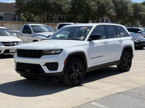 2023 Jeep Grand Cherokee Altitude