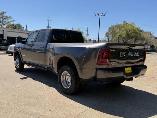 Granite Crystal Metallic Clearcoat 2026 RAM 3500 Longhorn
