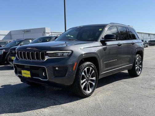 2022 Jeep Grand Cherokee Overland