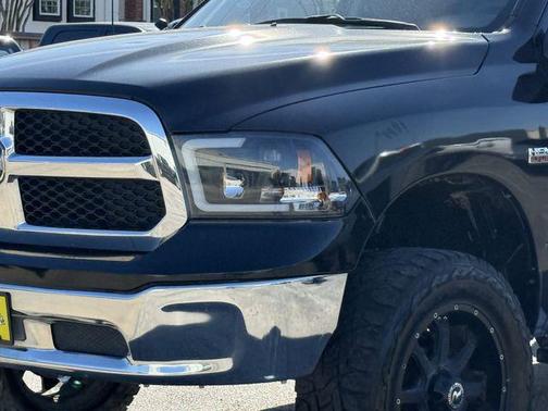 2019 RAM 1500 SLT