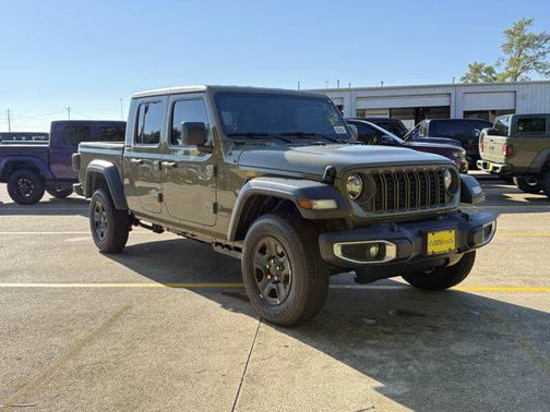 2026 Jeep Gladiator Sport