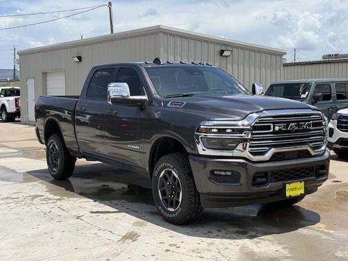 2025 RAM 2500 Laramie Crew Cab 4x4 6'4' Box