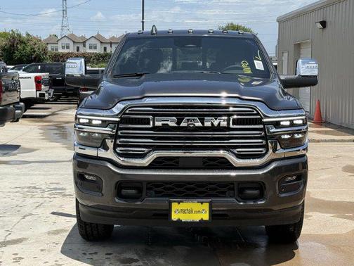 2025 RAM 2500 Laramie Crew Cab 4x4 6'4' Box