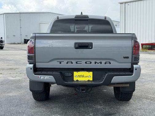 Cement 2021 Toyota Tacoma TRD Off Road