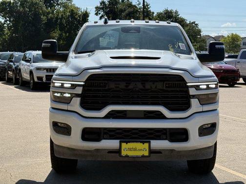 2025 RAM 2500 Laramie Crew Cab 4x4 6'4' Box