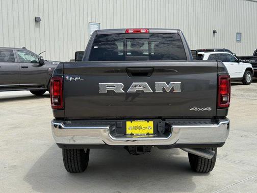 2025 RAM 2500 Tradesman Crew Cab 4x4 6'4' Box