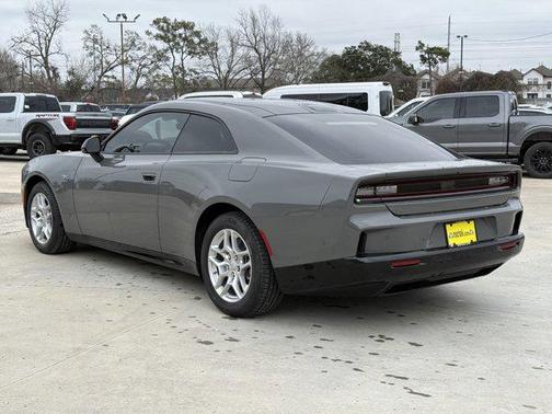 2025 Dodge Charger Daytona R/T