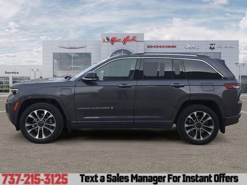 Baltic Gray Metallic Clearcoat 2022 Jeep Grand Cherokee 4xe Overland