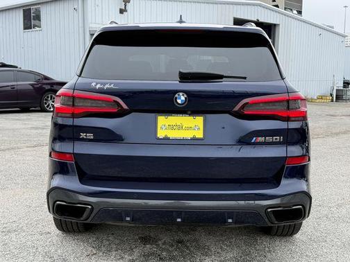 2021 BMW X5 M50i