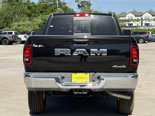 2025 RAM 2500 Tradesman Crew Cab 4x4 6'4' Box