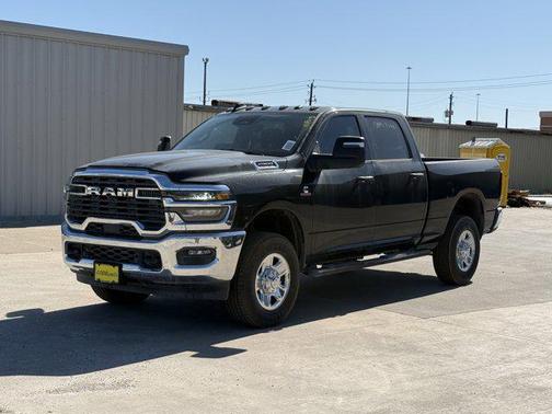 2025 RAM 2500 Tradesman Crew Cab 4x4 6'4' Box