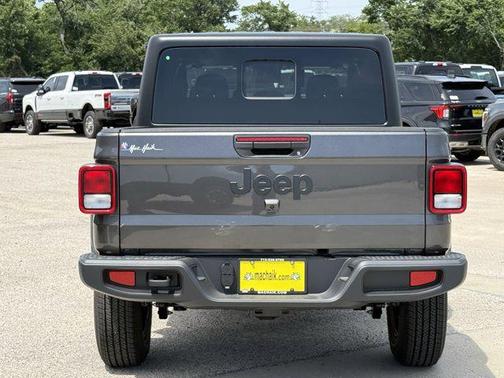 2025 Jeep Gladiator Sport S
