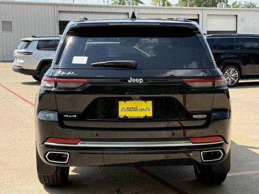 2025 Jeep Grand Cherokee Summit